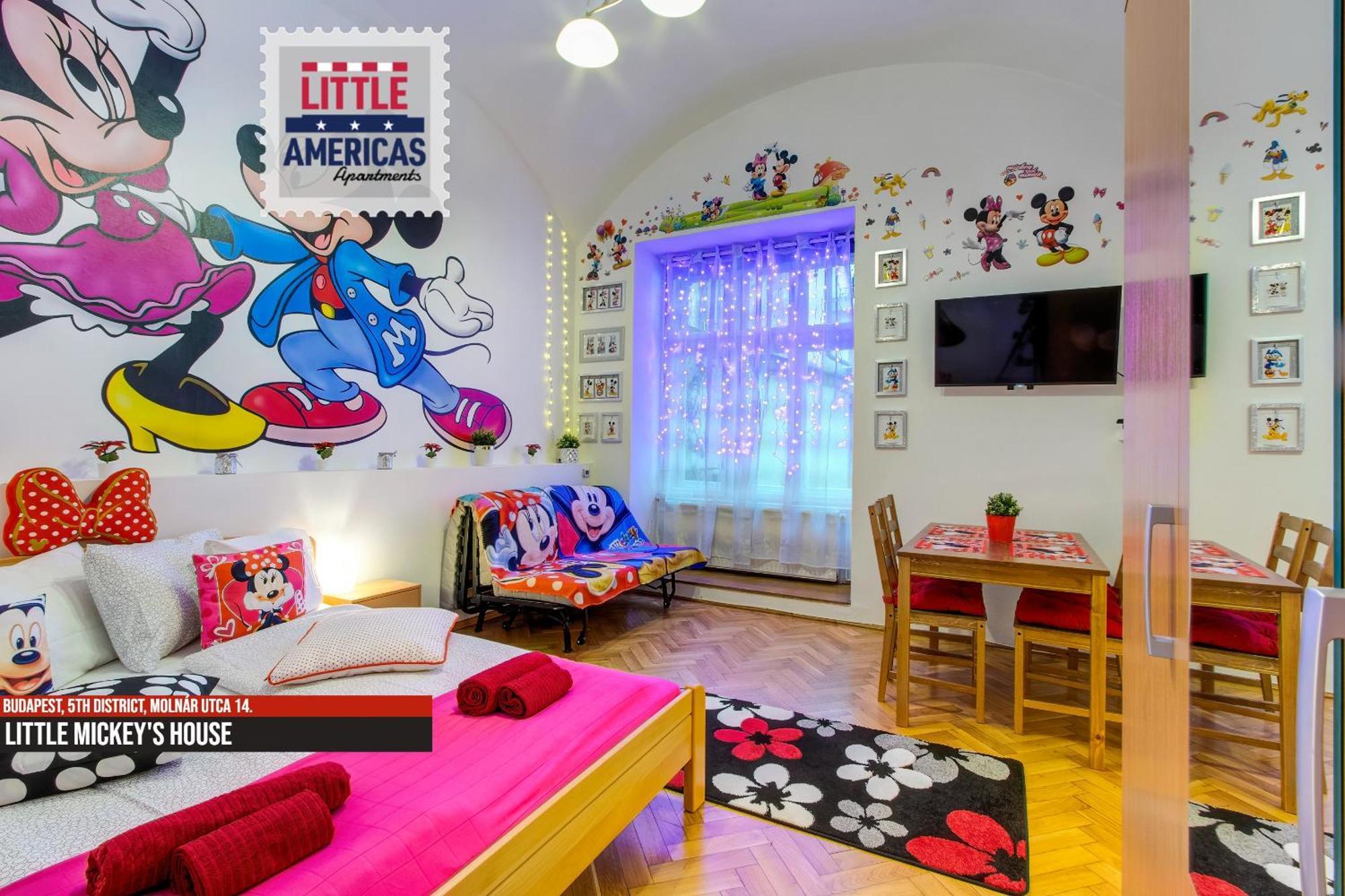 Little Americas Main Street Apartments Budapest Exterior photo